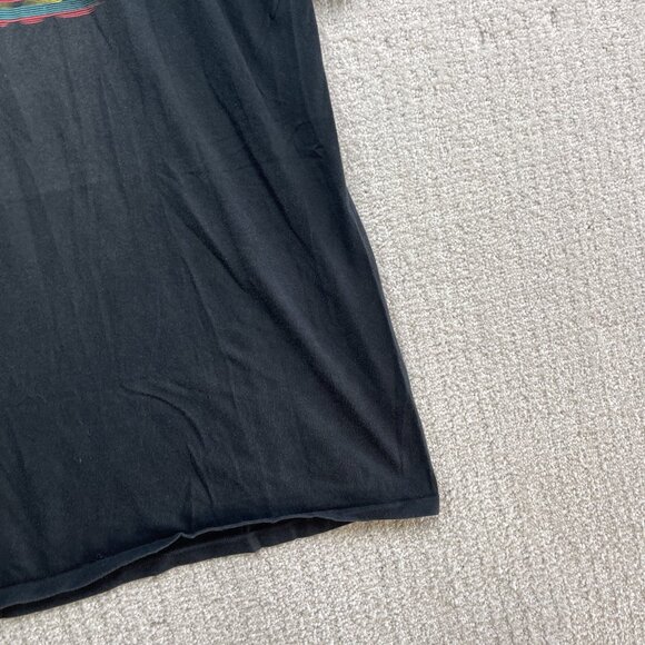 Air Max The Nike Tee Shirt Mens Medium Athleisure Vintage 90s Sneaker Graphic - Picture 4 of 13